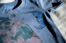 Load image into Gallery viewer, size 3T moonlit rabbit tee