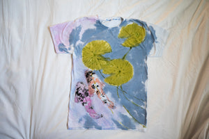 size S koi and lilypads tee