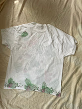 Load image into Gallery viewer, size XL trippy garden tee