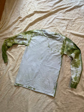 Load image into Gallery viewer, S mama cat and kitten longsleeve tee