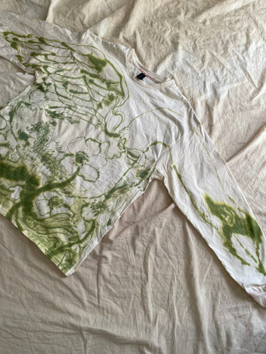 XL green swan running through the poppies longsleeve tee